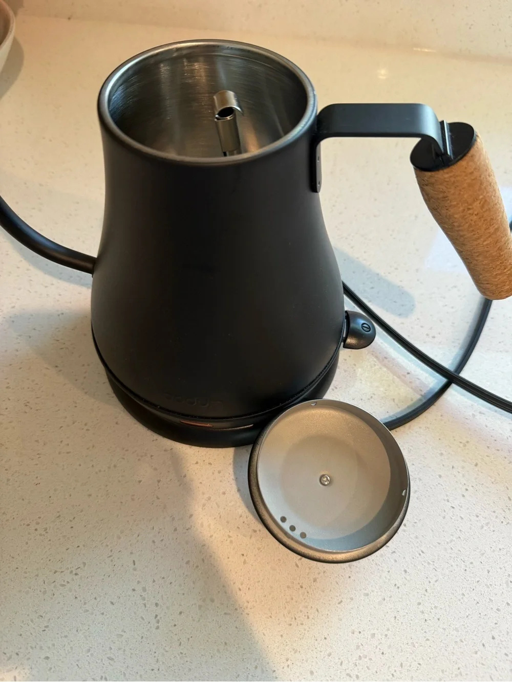 Bodum Black Gooseneck Electric Kettle with Cork Handle